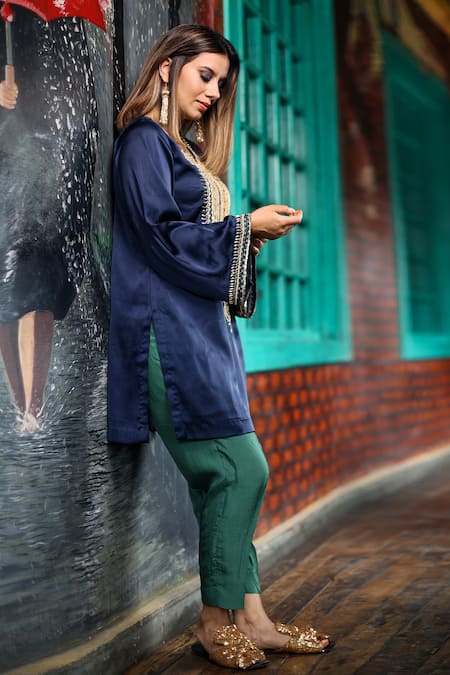 Cilwana Studio Pure Silk Embroidered Kurta With Pant 