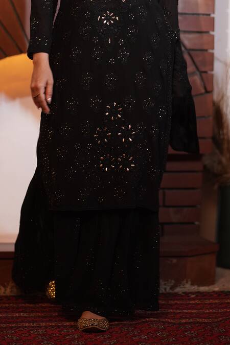 Buy_Cilwana Studio_Black Georgette, Chiffon Mirrors, Embroidery Split Mukaish Kurta With Gharara _Online_at_Aza_Fashions
