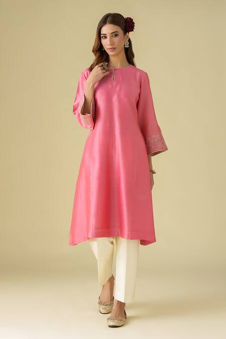 Mushio Pink Chanderi, Cotton, Silk, Organza Embroidery Round Neck Gulzar Kurta Pant Set at Aza Fashions Mushio_Pink Chanderi, Cotton, Silk, Organza Embroidery Round Neck Gulzar Kurta Pant Set _at_Aza_Fashions