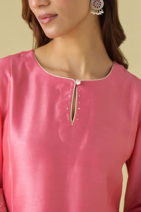 Shop Mushio Pink Chanderi, Cotton, Silk, Organza Embroidery Round Neck Gulzar Kurta Pant Set Shop_Mushio_Pink Chanderi, Cotton, Silk, Organza Embroidery Round Neck Gulzar Kurta Pant Set