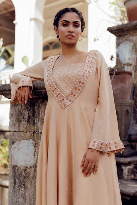 Buy_17:17 By Simmi Saboo_Beige Chanderi Silk Embroidery, Crystals Aahana Leaf Print Anarkali With Bustier _Online_at_Aza_Fashions
