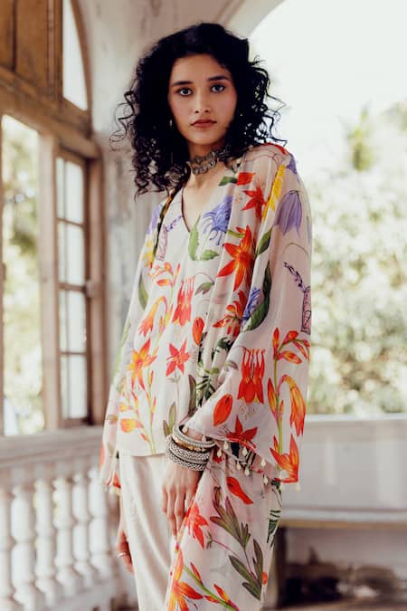 17:17 By Simmi Saboo_Beige Tabby Print Floral V- Neck Ella Trible Jacket And Pant Set _at_Aza_Fashions