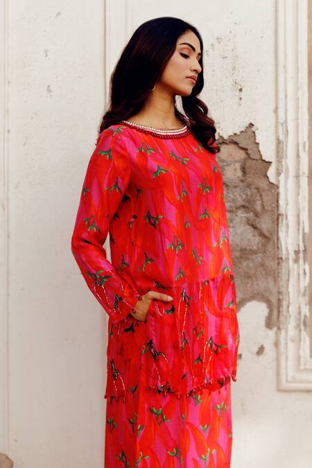 Buy_17:17 By Simmi Saboo_Pink Chanderi Silk Pearls, Crystals, Beads Fiona Chilli Print Kurta With Pant _Online_at_Aza_Fashions