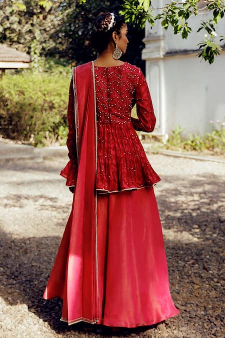 Shop_17:17 By Simmi Saboo_Maroon Chanderi Silk Beads, Zariah Leaf Print Pre-draped Gharara Saree Set _at_Aza_Fashions