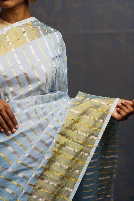 Shop_Rouka By Sreejith Jeevan_Blue Handloom Cotton Zari Handwoven Saree With Unstitched Blouse Piece _Online_at_Aza_Fashions