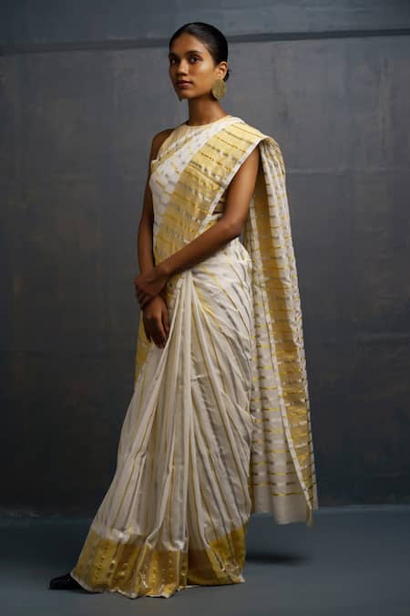 Rouka By Sreejith Jeevan_Ivory Handloom Cotton Handwoven Kasavu Saree With Unstitched Blouse Piece _Online_at_Aza_Fashions