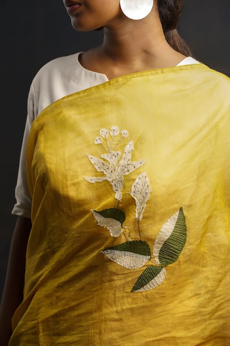 Buy_Rouka By Sreejith Jeevan_Yellow Cotton, Silk Embroidery Leaf Applique Saree With Unstitched Blouse Piece _Online_at_Aza_Fashions