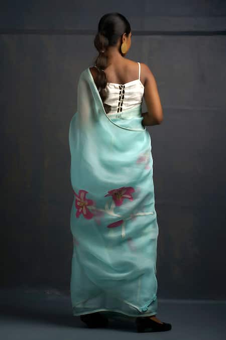 Rouka By Sreejith Jeevan Floral Applique Embroidered Saree With Unstitched Blouse Piece 