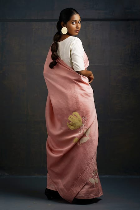 Rouka By Sreejith Jeevan Abstract Floral Embroidered Saree With Unstitched Blouse Piece 