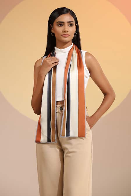 DUSALA Carmal Stripe Pattern Neck Scarf 