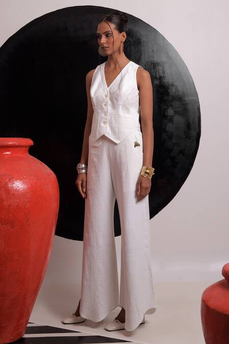 Buy_Nautanky_Ivory Handloom , Embroidery V-neck Cosmic Floral Vest With Pant 