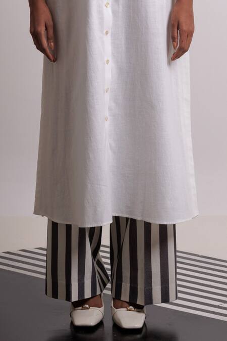 Buy Nautanky Ivory , Handloom Embroidery Balance Floral Kurta With Pant Online at Aza Fashions Buy_Nautanky_Ivory , Handloom Embroidery Balance Floral Kurta With Pant _Online_at_Aza_Fashions