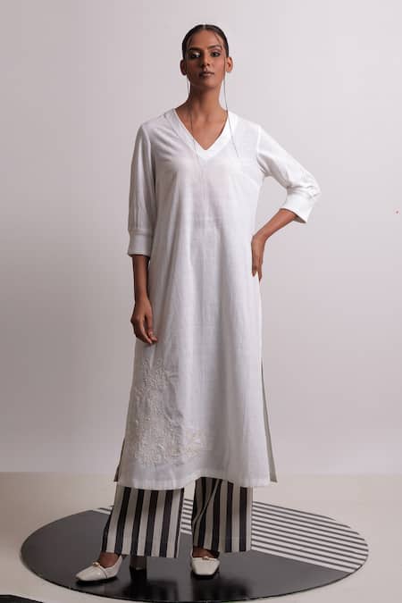 Shop Nautanky Ivory Handloom , Embroidery V-neck Zen Floral Kurta With Pant Online at Aza Fashions Shop_Nautanky_Ivory Handloom , Embroidery V-neck Zen Floral Kurta With Pant _Online_at_Aza_Fashions