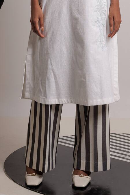 Nautanky Ivory Handloom , Embroidery Round Noamd Floral Kurta With Pant Online at Aza Fashions Nautanky_Ivory Handloom , Embroidery Round Noamd Floral Kurta With Pant _Online_at_Aza_Fashions