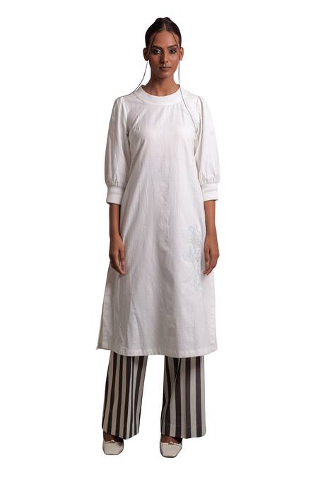 Buy Nautanky Ivory Handloom , Embroidery Round Noamd Floral Kurta With Pant Online at Aza Fashions Buy_Nautanky_Ivory Handloom , Embroidery Round Noamd Floral Kurta With Pant _Online_at_Aza_Fashions