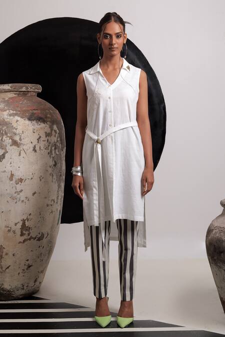 Nautanky Ivory Handloom , Embroidery Collared Rumi Floral Kurta With Pant Online at Aza Fashions Nautanky_Ivory Handloom , Embroidery Collared Rumi Floral Kurta With Pant _Online_at_Aza_Fashions