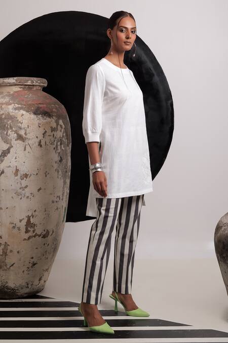 Nautanky Ivory Cotton Embroidery Round Neck Yin Yang Floral Kurta With Pant at Aza Fashions Nautanky_Ivory Cotton Embroidery Round Neck Yin Yang Floral Kurta With Pant _at_Aza_Fashions