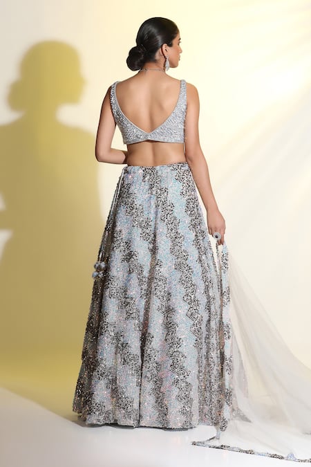 Meenagurnam Grey Net, Linen Sequins V-neck Hand Embroidered Blouse Lehenga Set Online at Aza Fashions Meenagurnam_Grey Net, Linen Sequins V-neck Hand Embroidered Blouse Lehenga Set _Online_at_Aza_Fashions