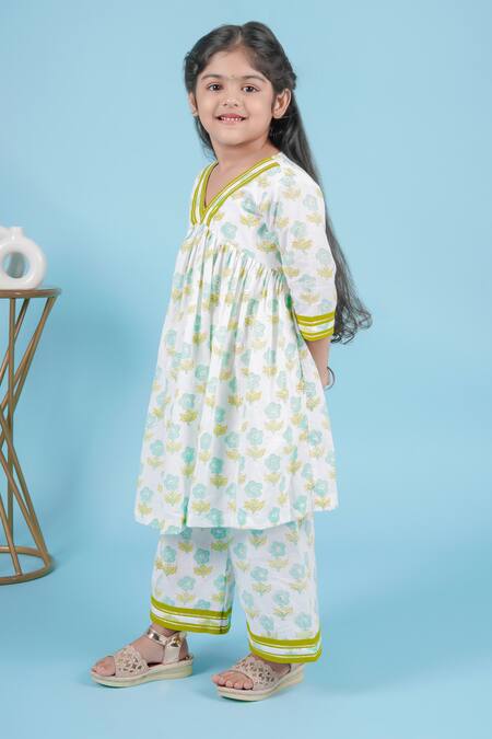 Shop Kalp White Cotton Luna Blossom Bud Print Anarkali With Pant Online at Aza Fashions Shop_Kalp_White Cotton Luna Blossom Bud Print Anarkali With Pant _Online_at_Aza_Fashions