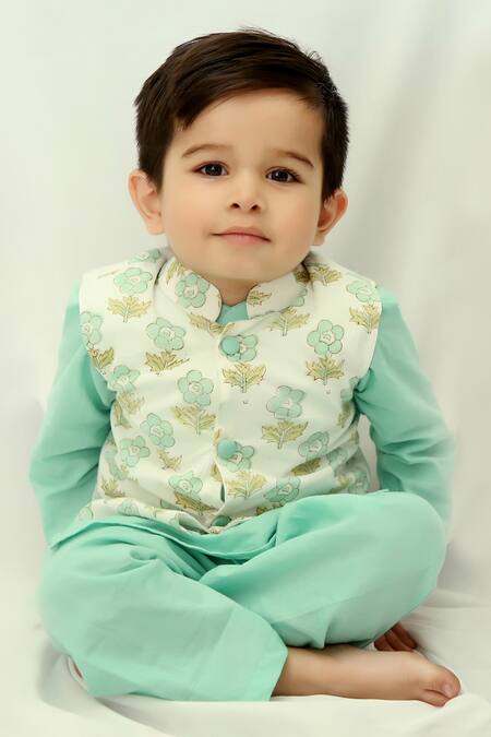 Kalp White Cotton Botanic Print Bundi Kurta Set at Aza Fashions Kalp_White Cotton Botanic Print Bundi Kurta Set _at_Aza_Fashions