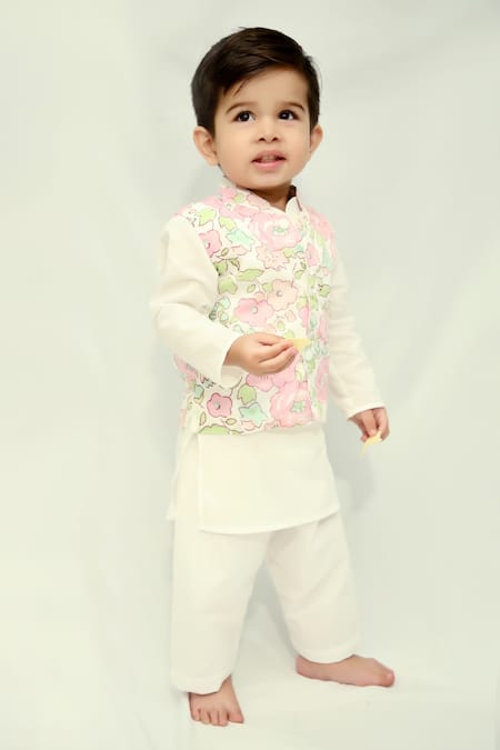 Shop_Kalp_White Cotton Floral Blossom Print Bundi Kurta Set _Online_at_Aza_Fashions