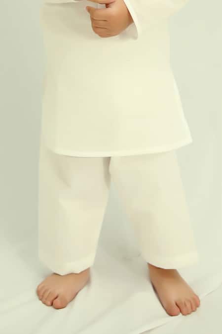 Buy_Kalp_White Cotton Floral Blossom Print Bundi Kurta Set 