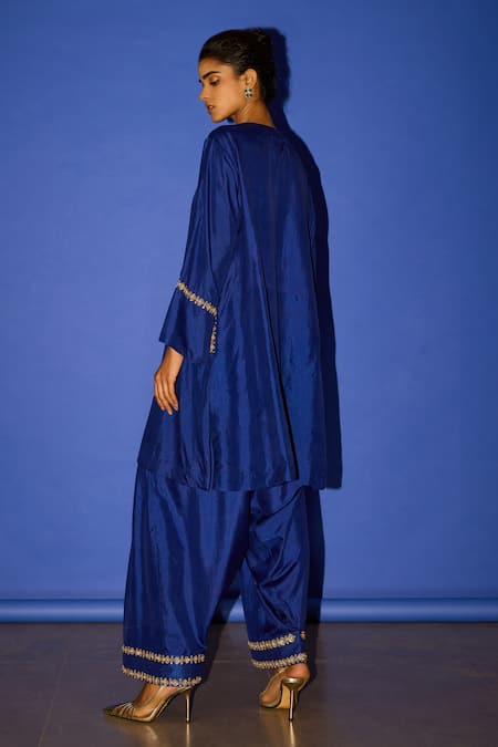 Esha Arora_Blue Silk, Linen, Chiffon Embroidery, Zari Round Zardozi Placement Kurta Set _at_Aza_Fashions