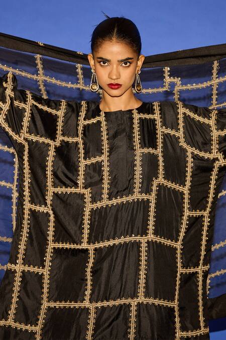 Esha Arora_Black Organza Sequins, Embroidery Line Dupatta _at_Aza_Fashions
