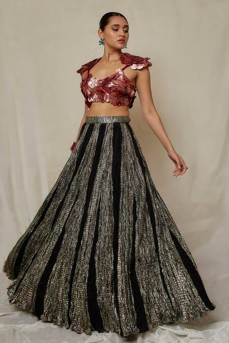 Buy_Etasha By Asha Jain_Black Crepe, Silk Embroidery V-neck Textured Lehenga With Blouse _Online_at_Aza_Fashions