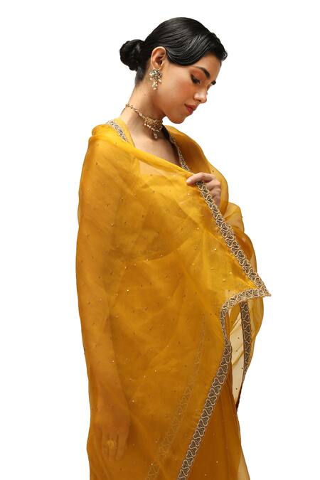 Buy Mimamsaa Yellow Chanderi Silk, Kanak Heart Swerve Border Saree With Running Blouse Online at Aza Fashions Buy_Mimamsaa_Yellow Chanderi Silk, Kanak Heart Swerve Border Saree With Running Blouse _Online_at_Aza_Fashions