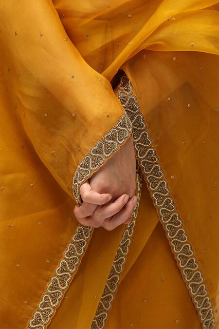 Shop Mimamsaa Yellow Chanderi Silk, Kanak Heart Swerve Border Saree With Running Blouse Online at Aza Fashions Shop_Mimamsaa_Yellow Chanderi Silk, Kanak Heart Swerve Border Saree With Running Blouse _Online_at_Aza_Fashions