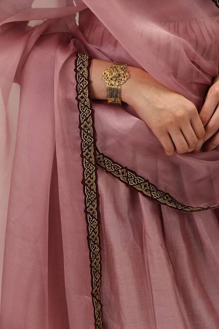 Mimamsaa Pink Organza Silk Embroidery Bloom Ojaswini Border Dupatta Online at Aza Fashions Mimamsaa_Pink Organza Silk Embroidery Bloom Ojaswini Border Dupatta _Online_at_Aza_Fashions