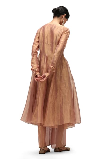 Shop Mimamsaa Pink Tissue, Silk Sequins V-neck Amrita Embroidered Anarkali Pant Set at Aza Fashions Shop_Mimamsaa_Pink Tissue, Silk Sequins V-neck Amrita Embroidered Anarkali Pant Set _at_Aza_Fashions