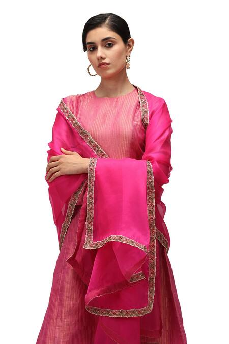 Buy_Mimamsaa_Fuchsia Muslin, Organza, Maheshwari Sequins, Dhriti Striped Woven Kurta Pant Set _Online_at_Aza_Fashions