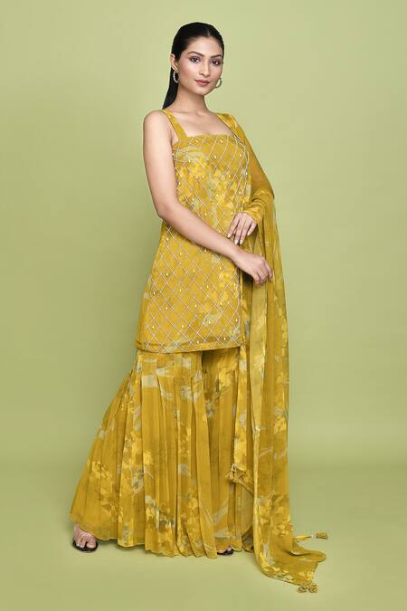 Shop_Label Shristi Chetani_Yellow Chiffon Embroidery Square Neck Buttercup Bloom Print Kurta Sharara Set