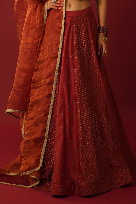 Buy_Rashi Jain_Red Chanderi, Tissue Tassels, Embroidery V-neck Fizaa Hand Lehenga Set _Online_at_Aza_Fashions