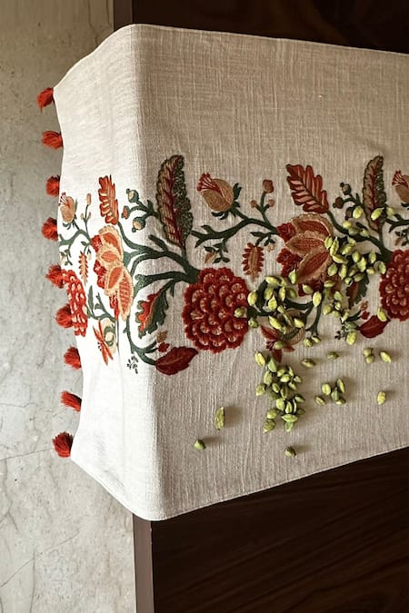 House Of Inari_Red 100% Cotton Floral, Tassels And Embroidered Table Runner_Online_at_Aza_Fashions