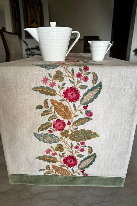Buy_House Of Inari_Beige 100% Cotton Floral, Tassels And Embroidered Table Runner_Online_at_Aza_Fashions