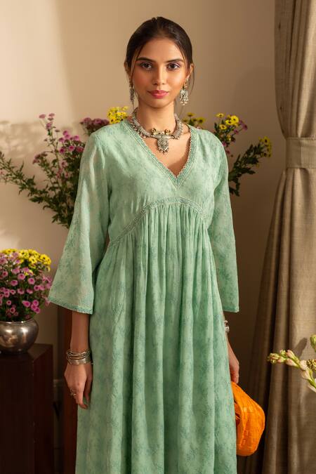 Buy_House Of Inari_Green Silk, Cotton Satin Embroidery V-neck Khus Gardenia Anarkali With Pant _Online_at_Aza_Fashions