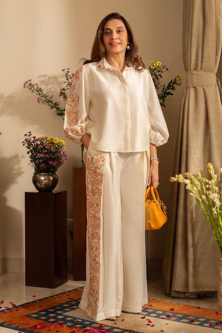 House Of Inari Off White Pure Silk Chanderi Embroidery Blossom Collar Petunia Shirt With Pant 