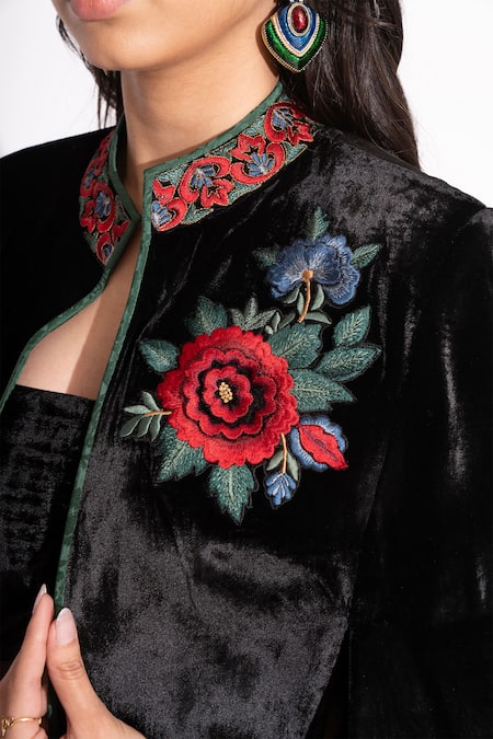 Buy House Of Inari Black Silk Velvet Embroidery Midnight Rose Mandarin Collar Jacket Online at Aza Fashions Buy_House Of Inari_Black Silk Velvet Embroidery Midnight Rose Mandarin Collar Jacket _Online_at_Aza_Fashions