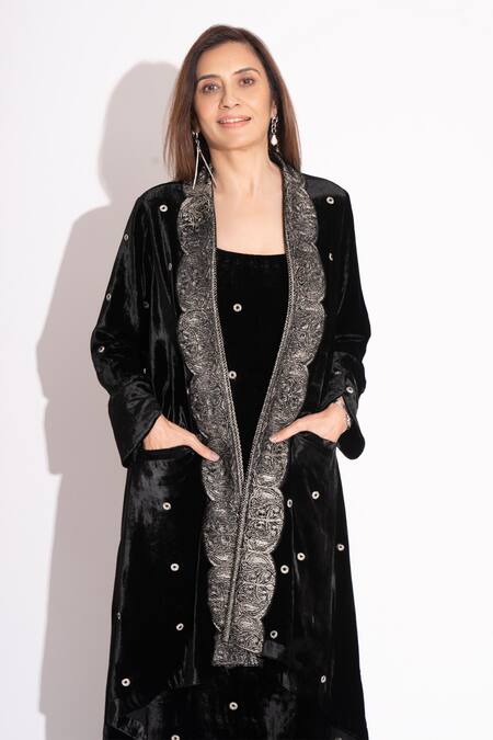 Buy House Of Inari Black Silk Velvet Embroidery Gul Open Neck Long Asymmetric Jacket Online at Aza Fashions Buy_House Of Inari_Black Silk Velvet Embroidery Gul Open Neck Long Asymmetric Jacket _Online_at_Aza_Fashions