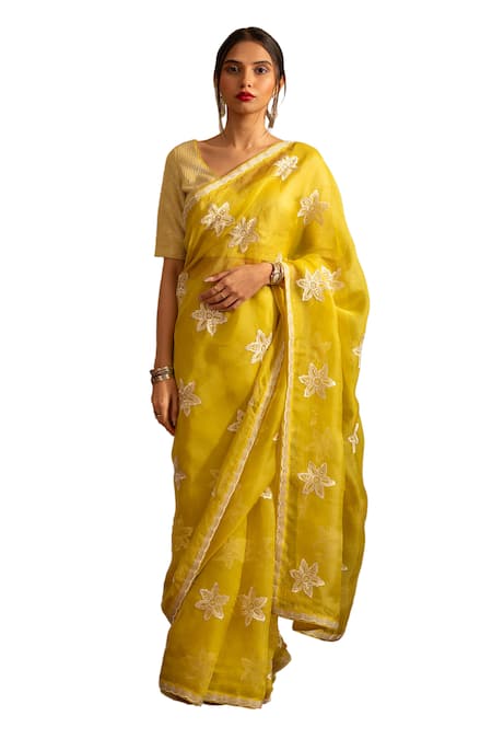 House Of Inari Yellow Organza, Embroidery Nargis Phool Saree Set Online at Aza Fashions House Of Inari_Yellow Organza, Embroidery Nargis Phool Saree Set _Online_at_Aza_Fashions