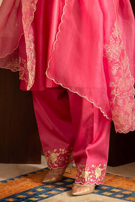 Buy_House Of Inari_Pink , Cotton, Organza Embroidery Round Kaner Floral Kurta Pant Set _Online_at_Aza_Fashions