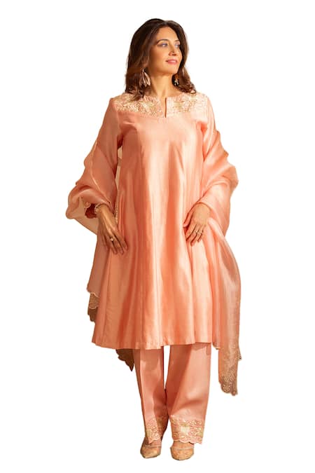 House Of Inari Peach , Organza, Cotton Embroidery Round Neck Kaner Kurta Pant Set Online at Aza Fashions House Of Inari_Peach , Organza, Cotton Embroidery Round Neck Kaner Kurta Pant Set _Online_at_Aza_Fashions