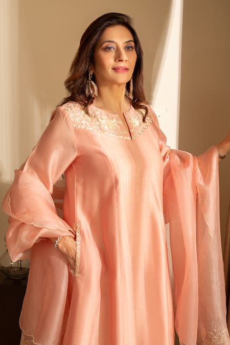Shop House Of Inari Peach , Organza, Cotton Embroidery Round Neck Kaner Kurta Pant Set Online at Aza Fashions Shop_House Of Inari_Peach , Organza, Cotton Embroidery Round Neck Kaner Kurta Pant Set _Online_at_Aza_Fashions