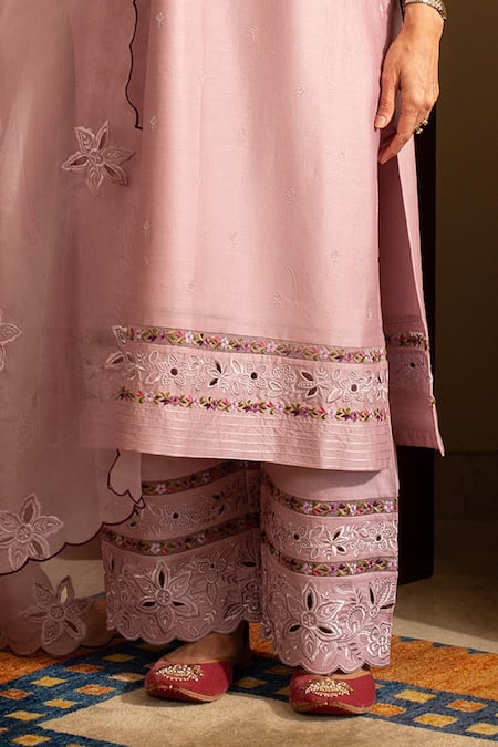 House Of Inari Purple , Chanderi, Cotton, Organza Gulchini Floral Kurta Pant Set at Aza Fashions House Of Inari_Purple , Chanderi, Cotton, Organza Gulchini Floral Kurta Pant Set _at_Aza_Fashions