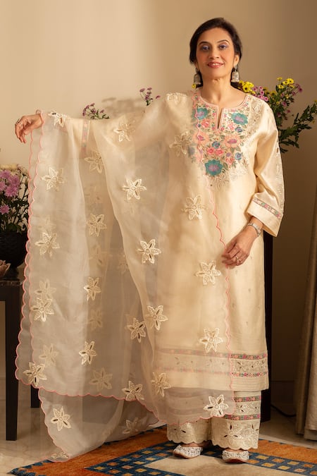 House Of Inari Ivory , , Cotton, Embroidery, Gulchini Floral Kurta Set at Aza Fashions House Of Inari_Ivory , , Cotton, Embroidery, Gulchini Floral Kurta Set _at_Aza_Fashions