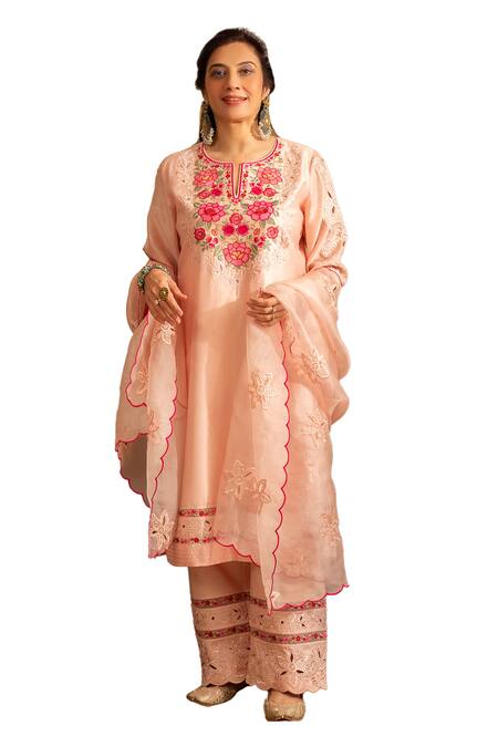 House Of Inari Peach , Cotton, Organza Embroidery Round Neck Gulchini Kurta Pant Set Online at Aza Fashions House Of Inari_Peach , Cotton, Organza Embroidery Round Neck Gulchini Kurta Pant Set _Online_at_Aza_Fashions