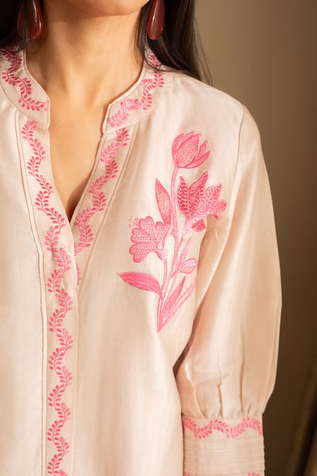 Shop House Of Inari Pink Chanderi, Kota Doria, Silk Gul-meh Floral Straight Kurta With Pant Online at Aza Fashions Shop_House Of Inari_Pink Chanderi, Kota Doria, Silk Gul-meh Floral Straight Kurta With Pant _Online_at_Aza_Fashions